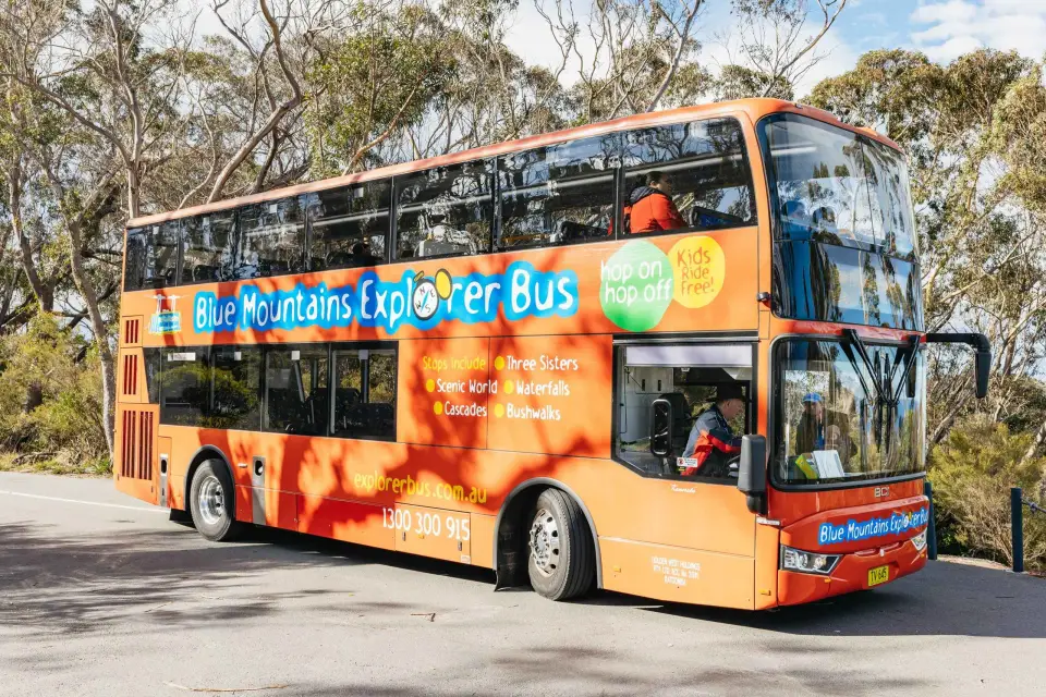 Katoomba: Lyrebird Hop-On Hop-Off e Scenic World Pass
