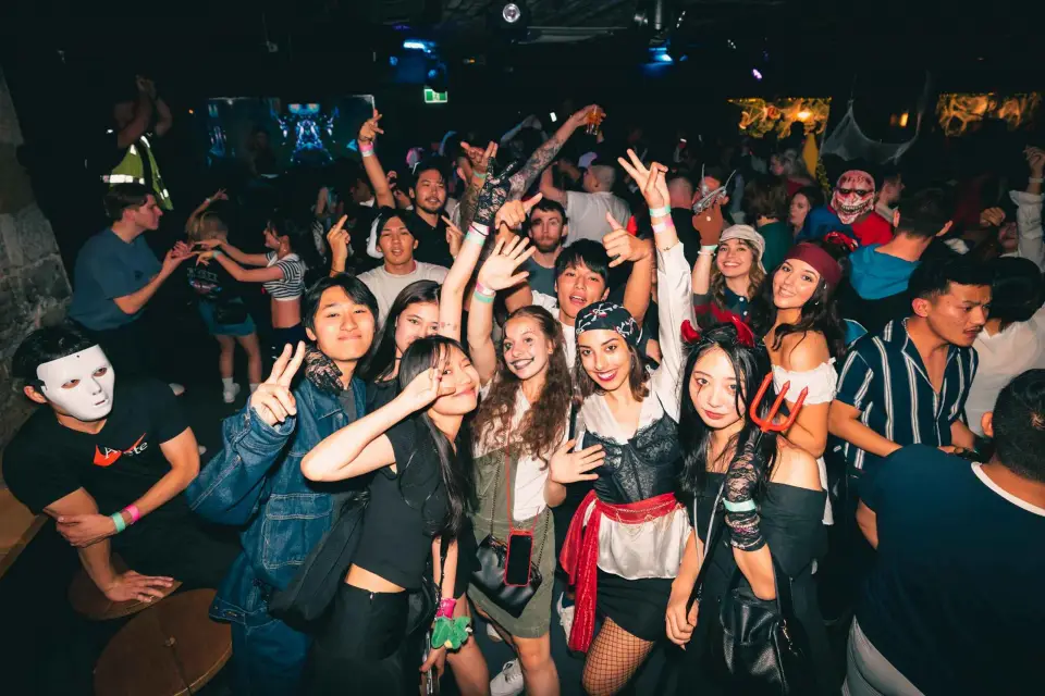 The Ultimate Halloween Bar Crawl in Sydney's CBD!