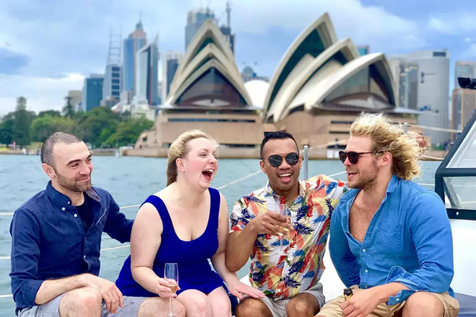 Sydney: Crucero en Catamarán por los Aspectos Destacados del Puerto