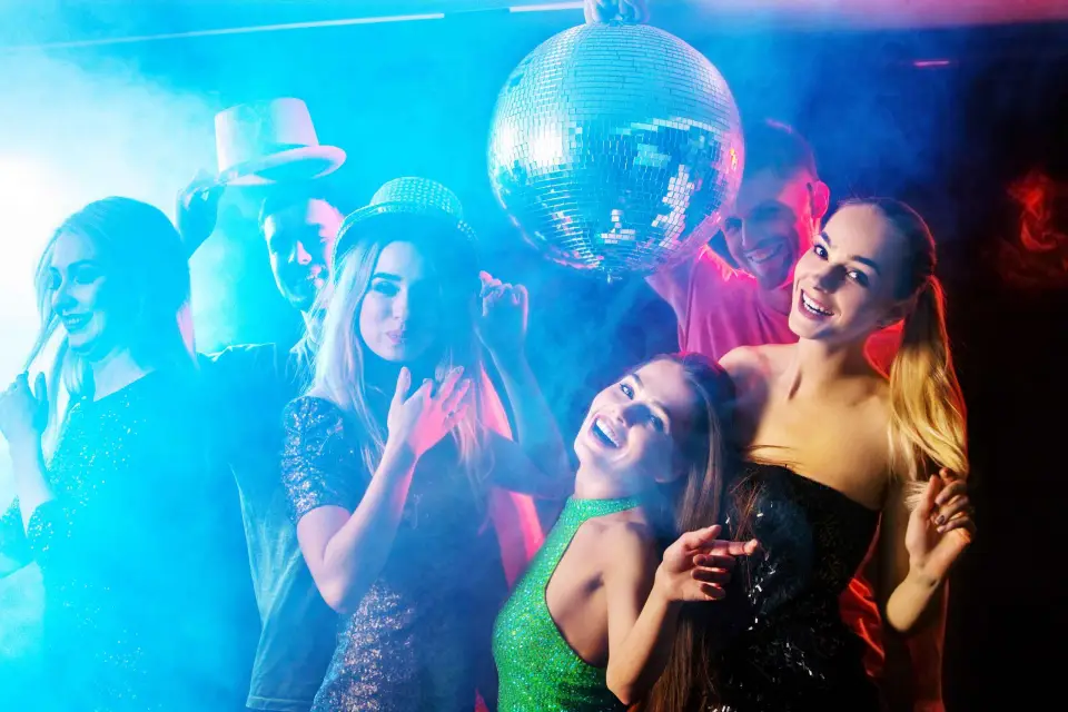 Sydney Fiesta Retro en Crucero por el Puerto de Sídney con Aperitivos