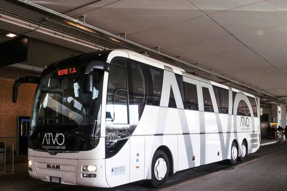 Aeropuerto Marco Polo a/desde la estación de tren de Mestre: Autobús exprés