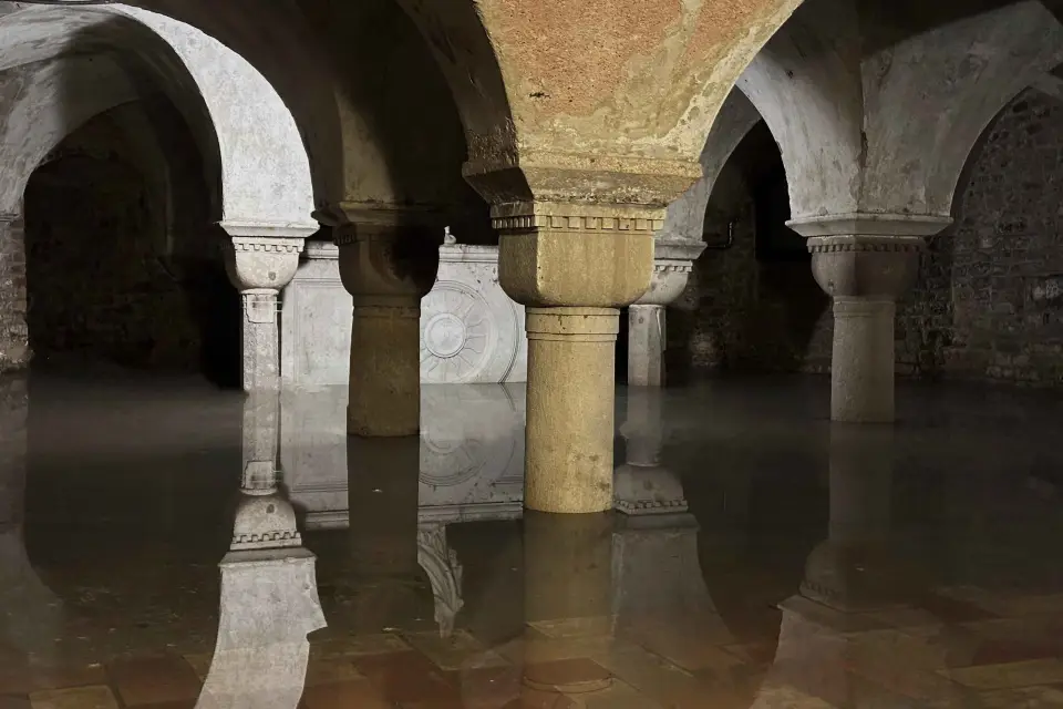 Venecia: Basílica de San Marcos, Cripta y Lugares de Enterramiento