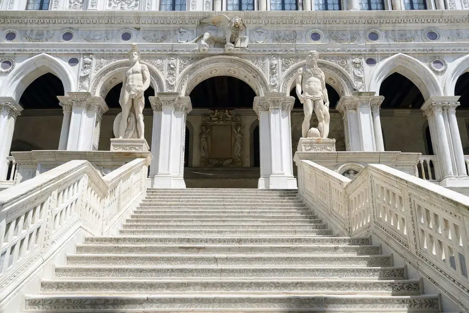 Venecia: City Pass con museos, iglesias y transporte público