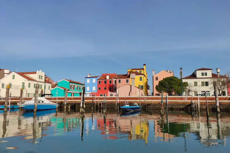 Excursión a Pellestrina en un típico barco lagunero desde Chioggia