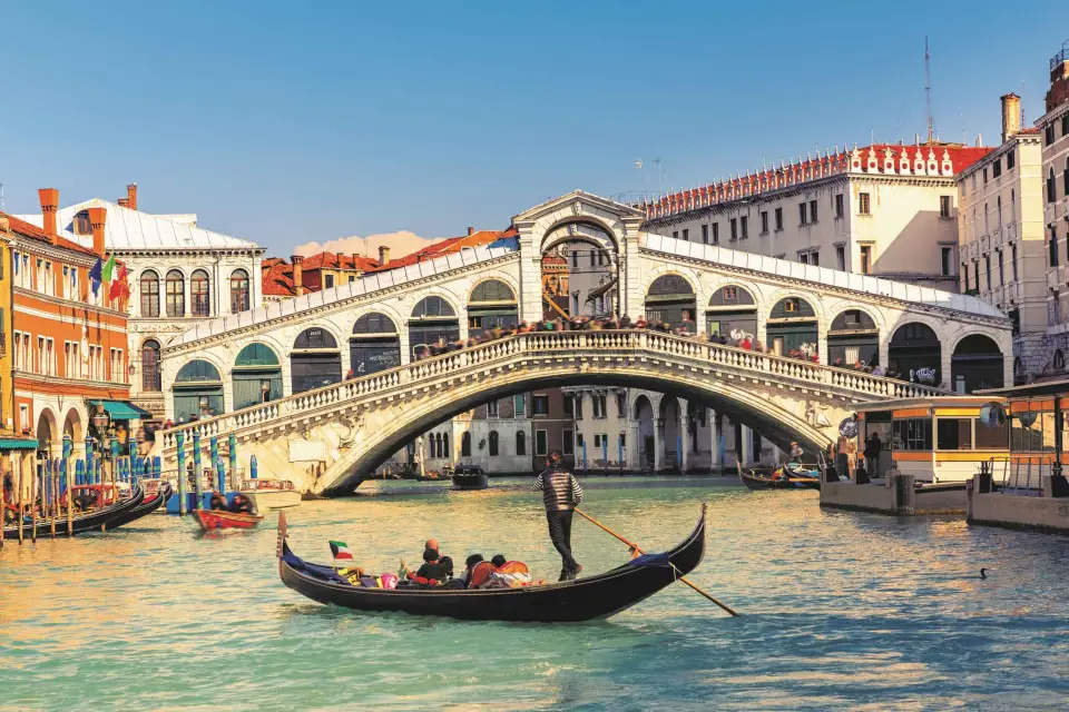 Desde el Lago de Garda Tour de día completo en grupo por Venecia