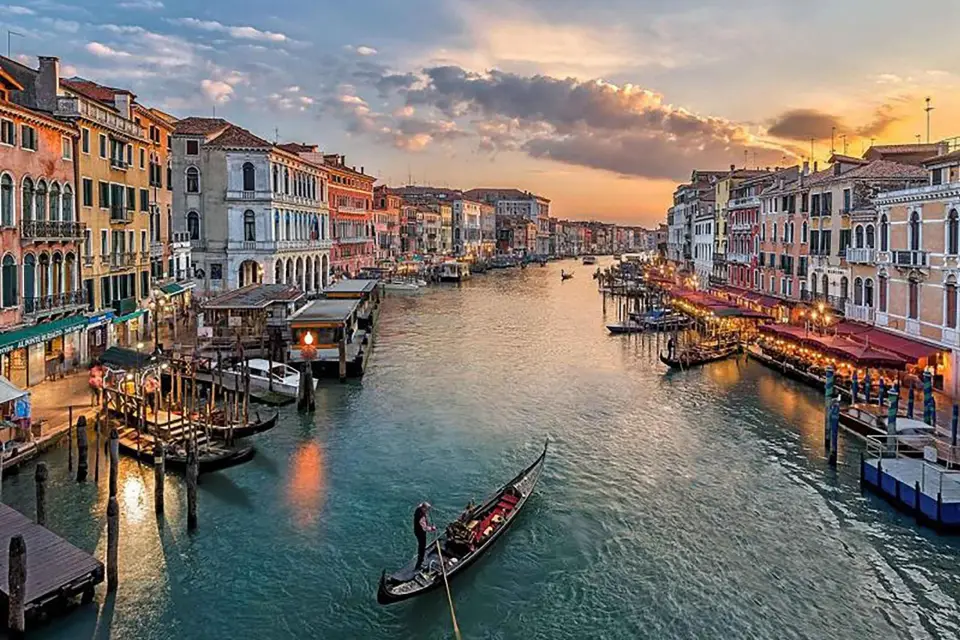 Mañana en Venecia: San Marcos, Palacio Ducal y Paseo en Góndola