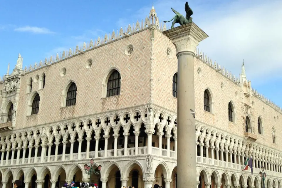 Venecia: Palacio Ducal y San Marcos Tour en grupo reducido