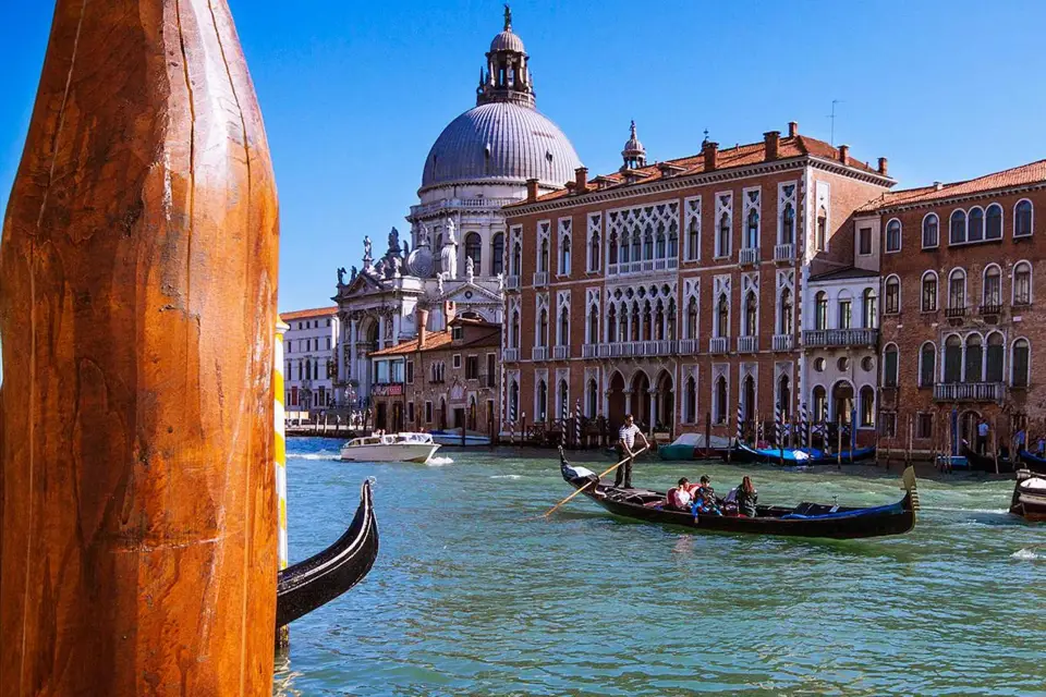 Venecia: Paseo privado en góndola para hasta 5 personas