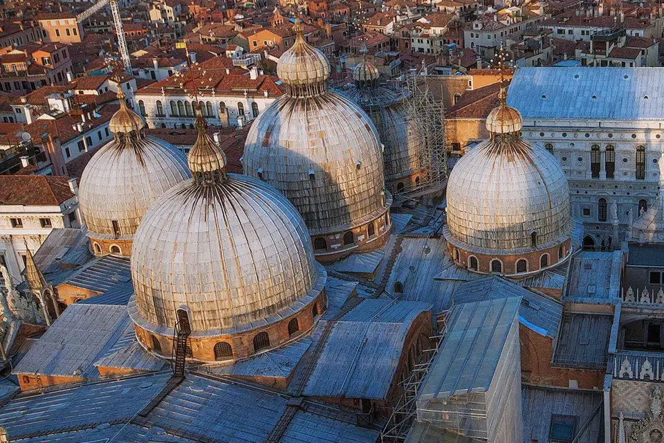 Tour completo a pie por Venecia: Palacio Ducal y San Marcos