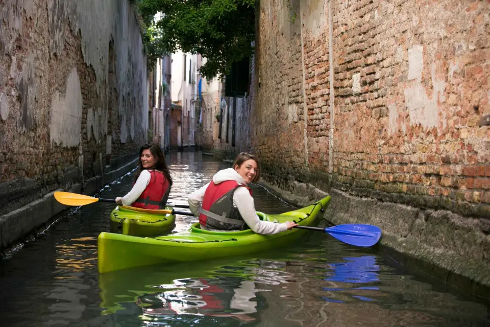 Venecia: Tour guiado en kayak