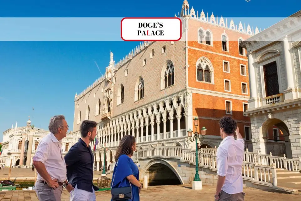 Tour del Palacio Ducal y paseo en góndola