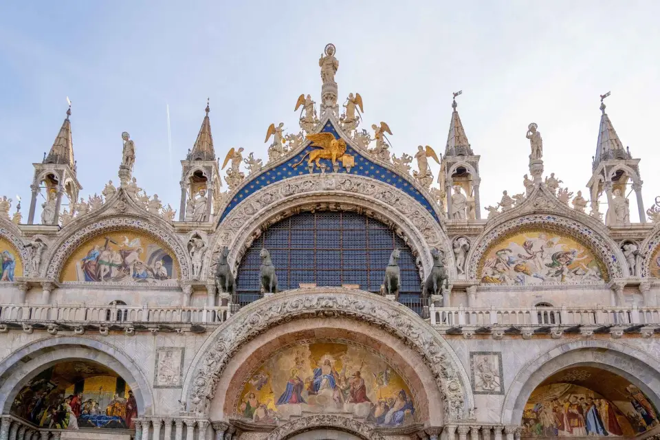 Visita de la Basílica y el Palacio Ducal con almuerzo y Murano