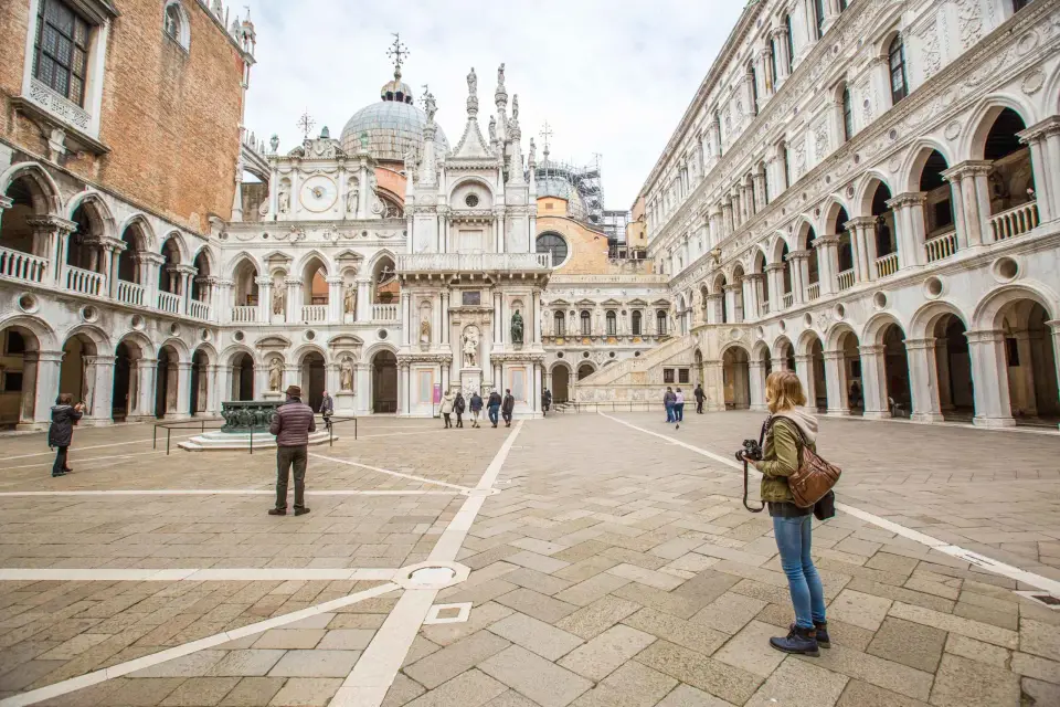 Venecia: Visita sin colas al Palacio Ducal con prisiones