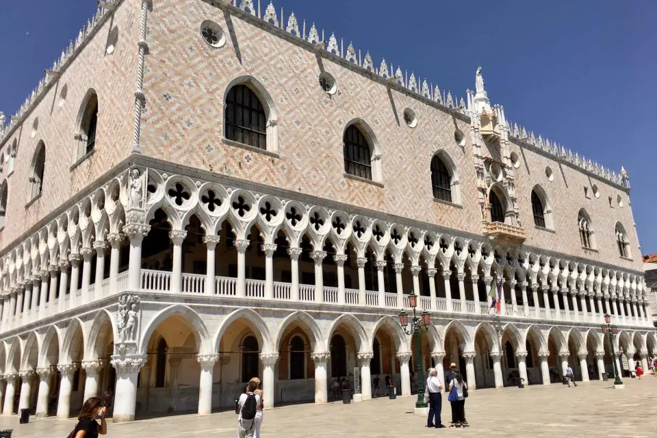 Venecia: Visita en grupo reducido al Palacio Ducal con acceso prioritario